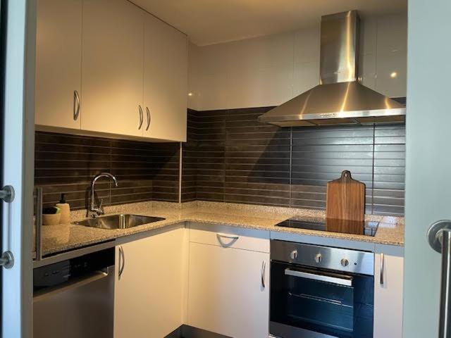 Apartamento A Un Paso De La Playa En Ares Con Piscina Y Parking Exterior photo
