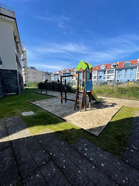 Apartamento A Un Paso De La Playa En Ares Con Piscina Y Parking Exterior photo